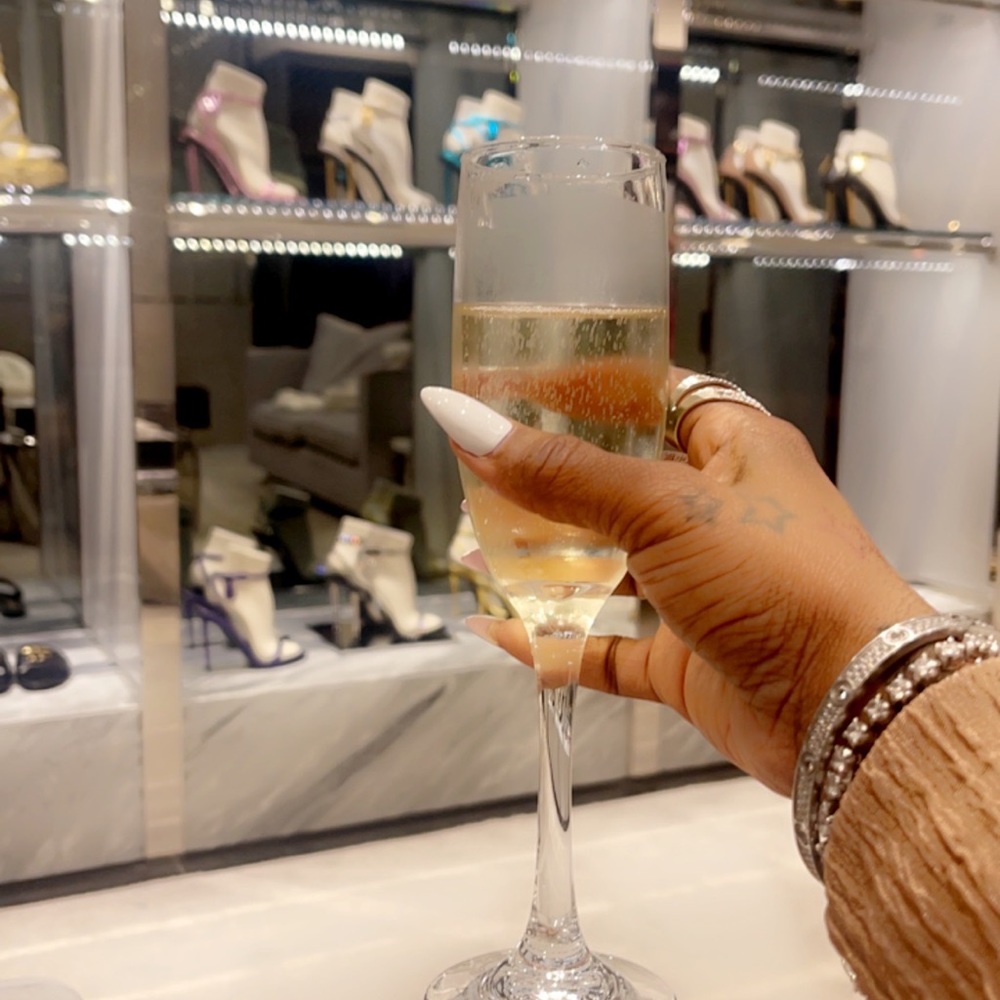 Meet your Posher, Ty